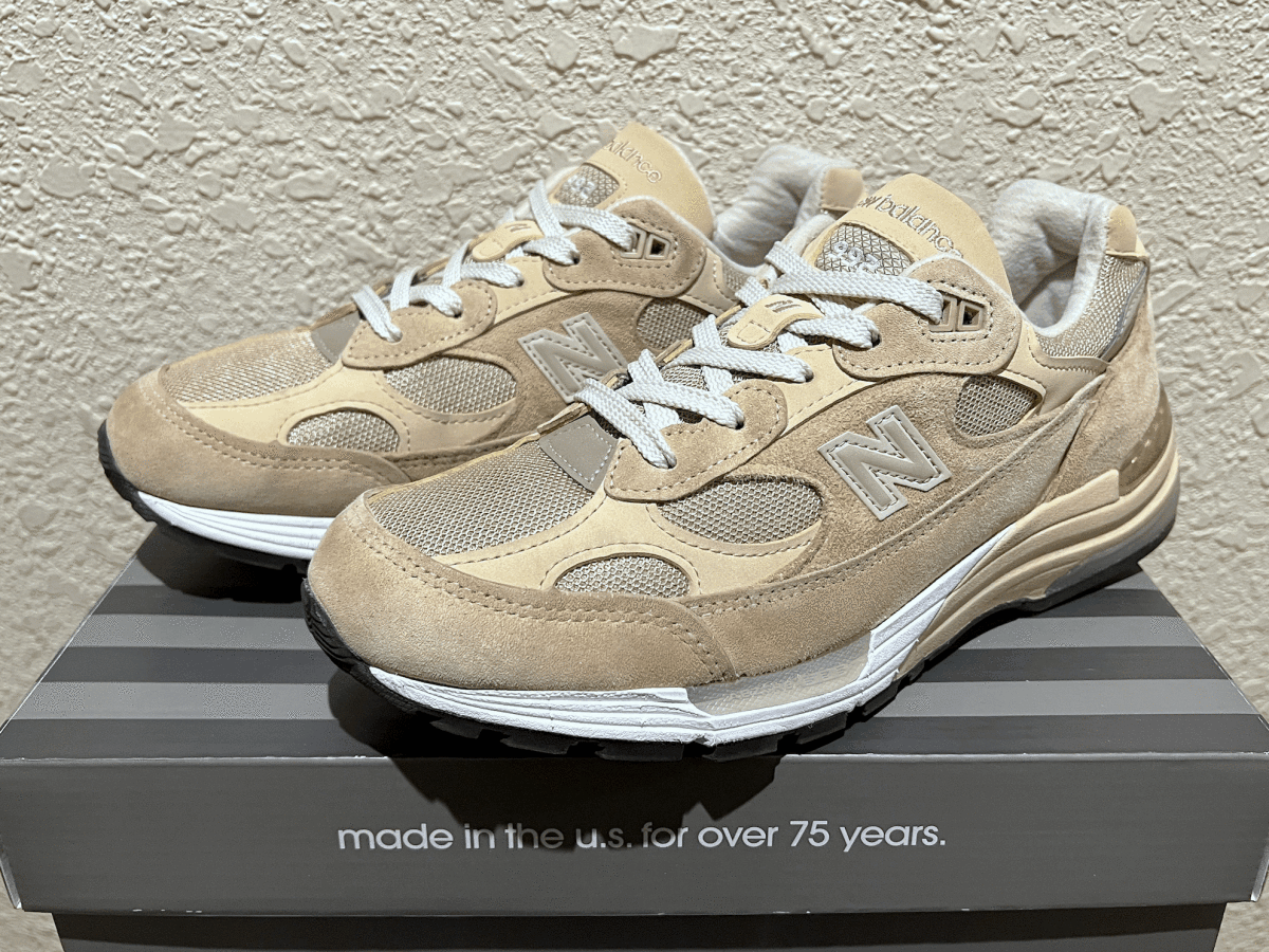 国内正規品 限定 New Balance M992TN TAN USA製 US8 26cm ベージュ アメリカ米国製 スウェード 美品 中古 NB スニーカー Made In The USA_画像2