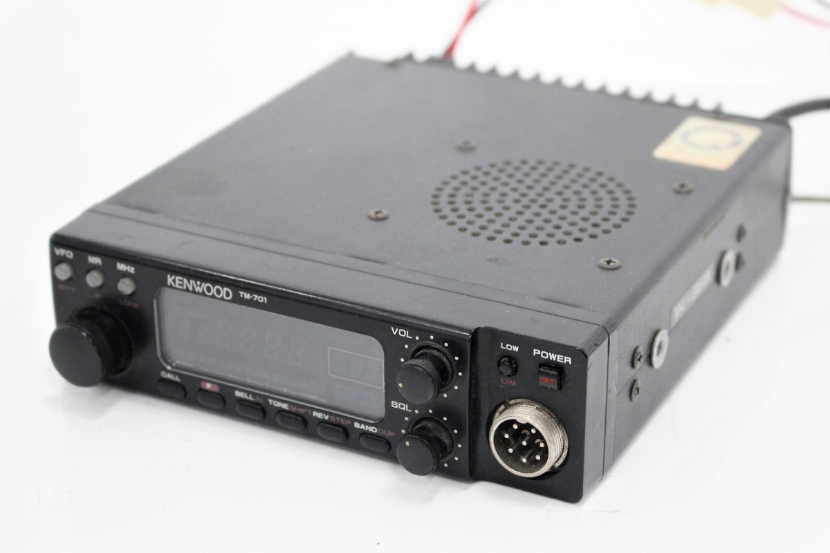 【行董】 KENWOOD ケンウッド TM-701 トランシーバー 144/430MHz アマチュア無線 通電確認済み AA623BOM74