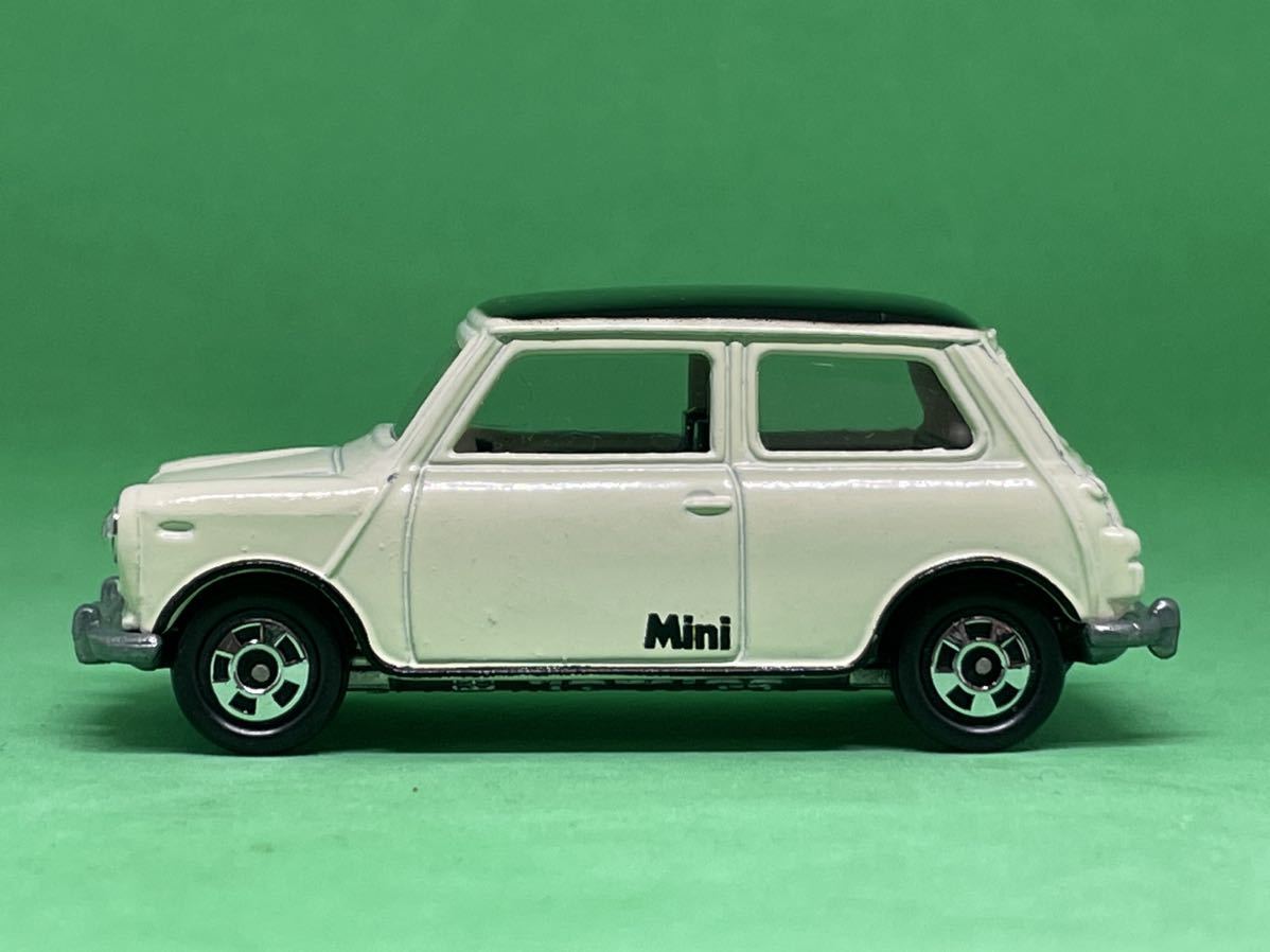 ★1円～・絶版★ トミカ 青箱 F8 BLMC ミニクーパーS マークIII BLMC MINI COOPER S MK-III 白 日本製 現状品 #3_画像2