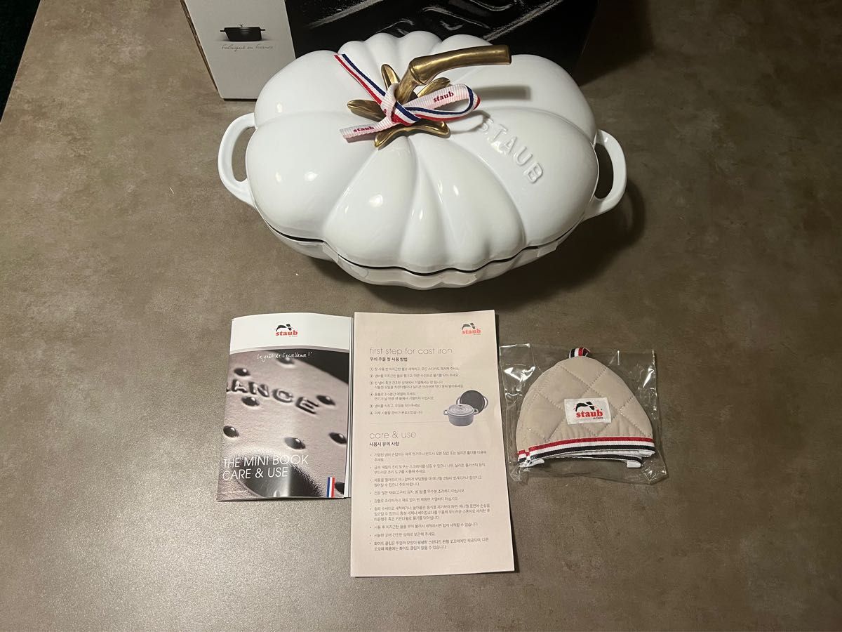激レア 廃盤 STAUB ストウブ ホワイト トマトココット 25cm 両手鍋