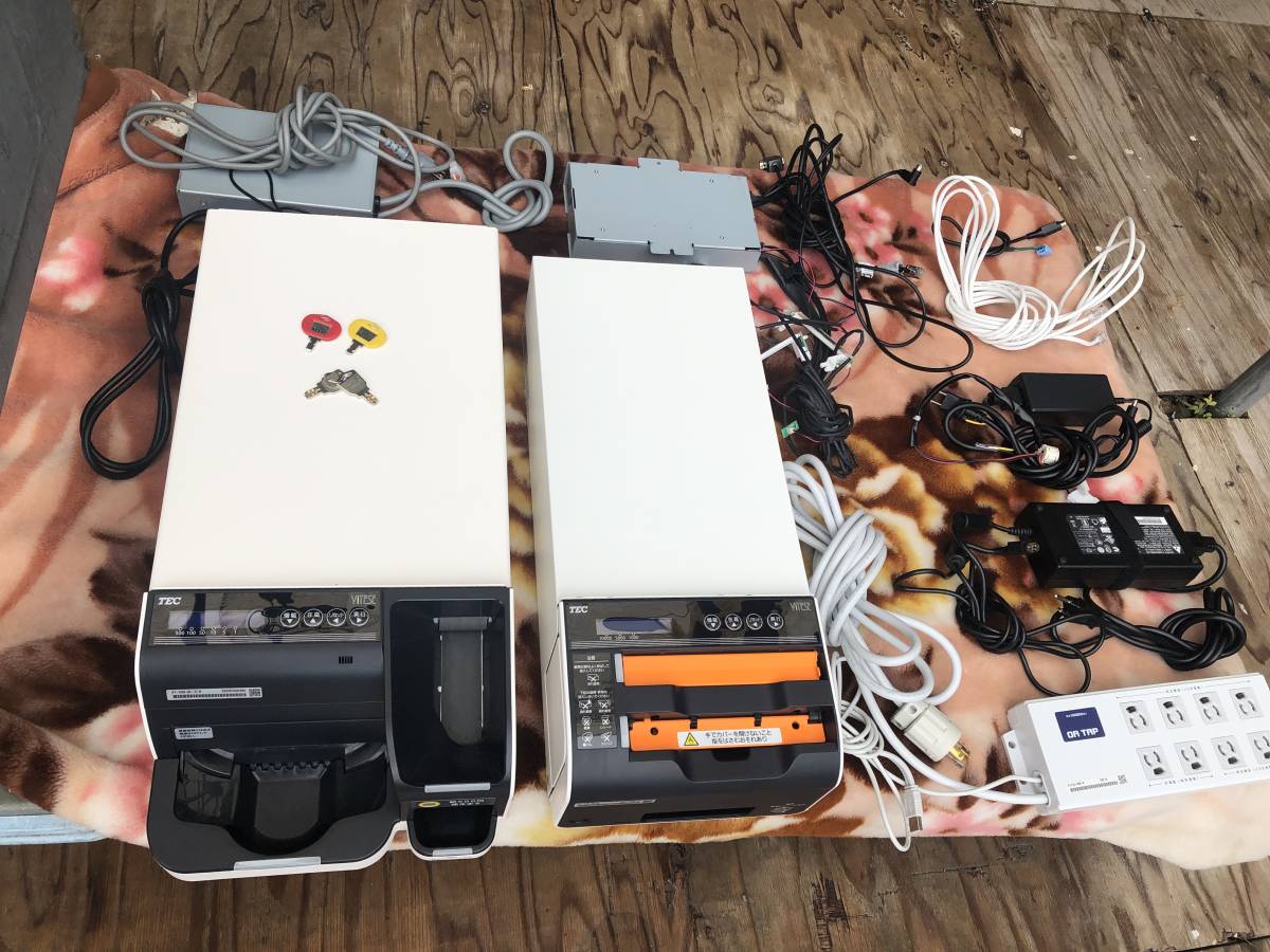 美品】東芝テック TEC 2020年製自動釣銭機 VITESE(ヴィッテス 美品】東芝テック TEC 2020年製自動釣銭機 VITESE(ヴィッテス