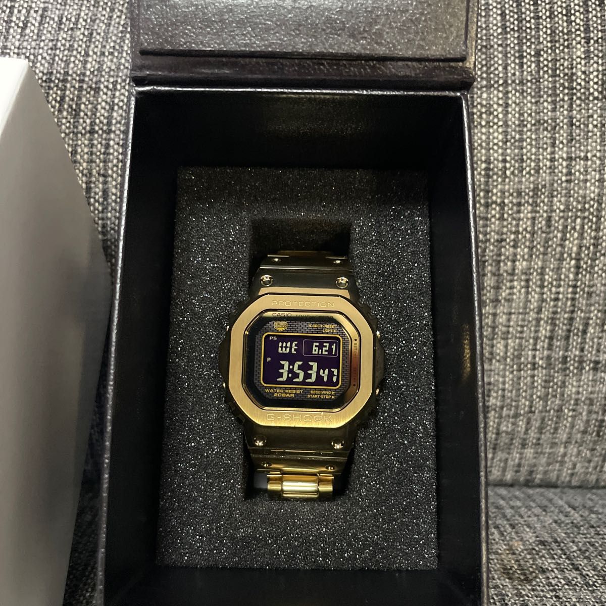 極美品一度だけ使用 国内正規品カシオ CASIO G-SHOCK GMW 極美品一度だけ使用 国内正規品カシオ CASIO G-SHOCK GMW
