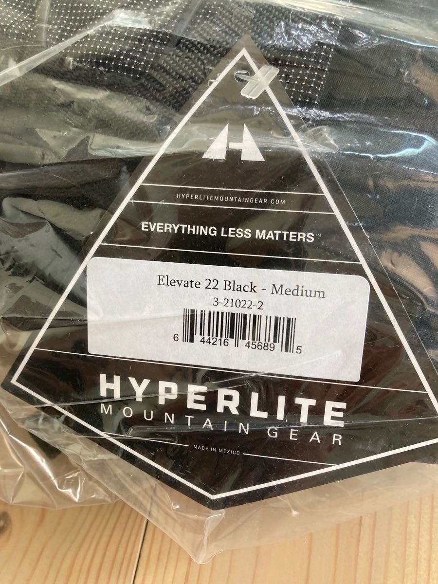 新品 日本未発売 ハイパーライトマウンテンギア ELEVATE 22 Msize hyperlite mountain gear