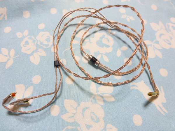 UE カスタム IEM IPX コネクタ ケーブル 8N-ofc クリア皮膜 4 UE カスタム IEM IPX コネクタ ケーブル 8N-ofc クリア皮膜 4