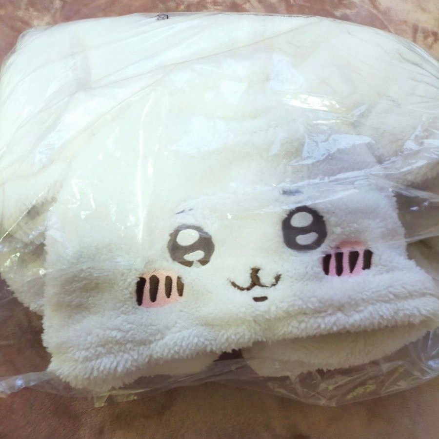 ちいかわ ピーチジョンコラボ リバーシブルボアフーディ M/Lサイズ