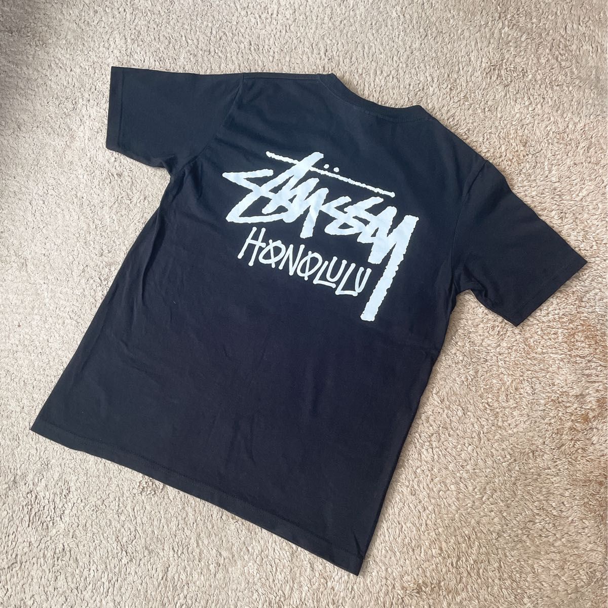 レア 限定 美品 STUSSY ハワイ ホノルル Tシャツ 半袖 ロゴ ブラック 黒 Sサイズ 男女兼用 希少品 ステューシー