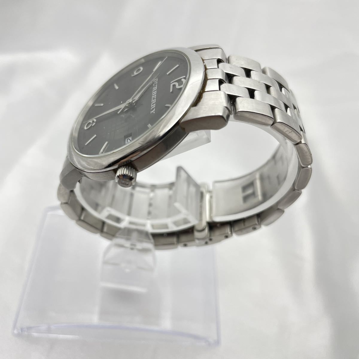  【1円〜稼働】バーバリー ノバチェック 時計 シルバー ヴィンテージ　メンズ腕時計 _画像2