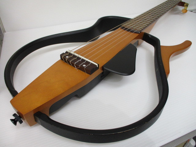 6-231 YAMAHA SILENT GUITAR ヤマハ サイレントギター SLG110N 室内