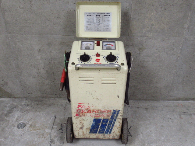 YUASA ユアサ FA-700B 急速充電器 バッテリーチャージャー 管理5A0607N YUASA ユアサ FA-700B 急速充電器 バッテリーチャージャー 管理5A0607N