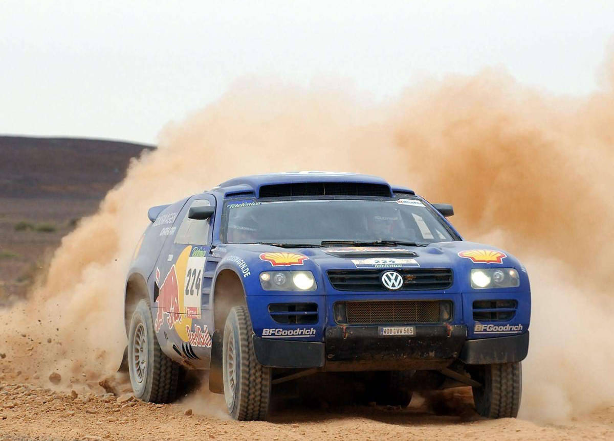 Minichamps 1/43 Red Bull VW Race Touareg #224 ◆ Rally Paris Dakar Rally 2004 | Bruno Saby ◆ トゥアレグ パリ ダカール ラリー_画像8