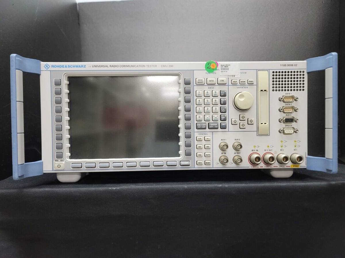 [NBC]「現状販売」R&S CMU200 無線機テスタ Universal Radio Communications Tester (5588)
