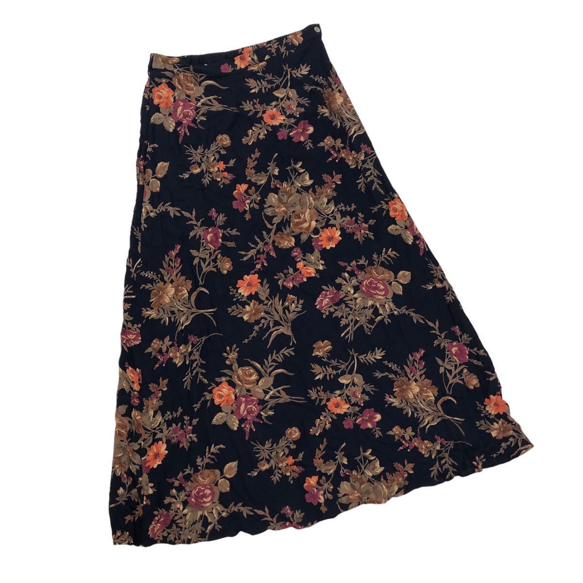m388-① 未使用品 Laura Ashley ローラアシュレイ 花柄 セットアップ