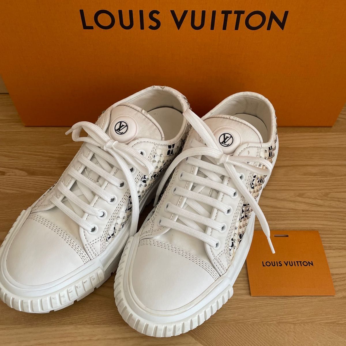 美品 ルイ・ヴィトン LOUIS VUITTON スクァッド・ライン スニーカー 23