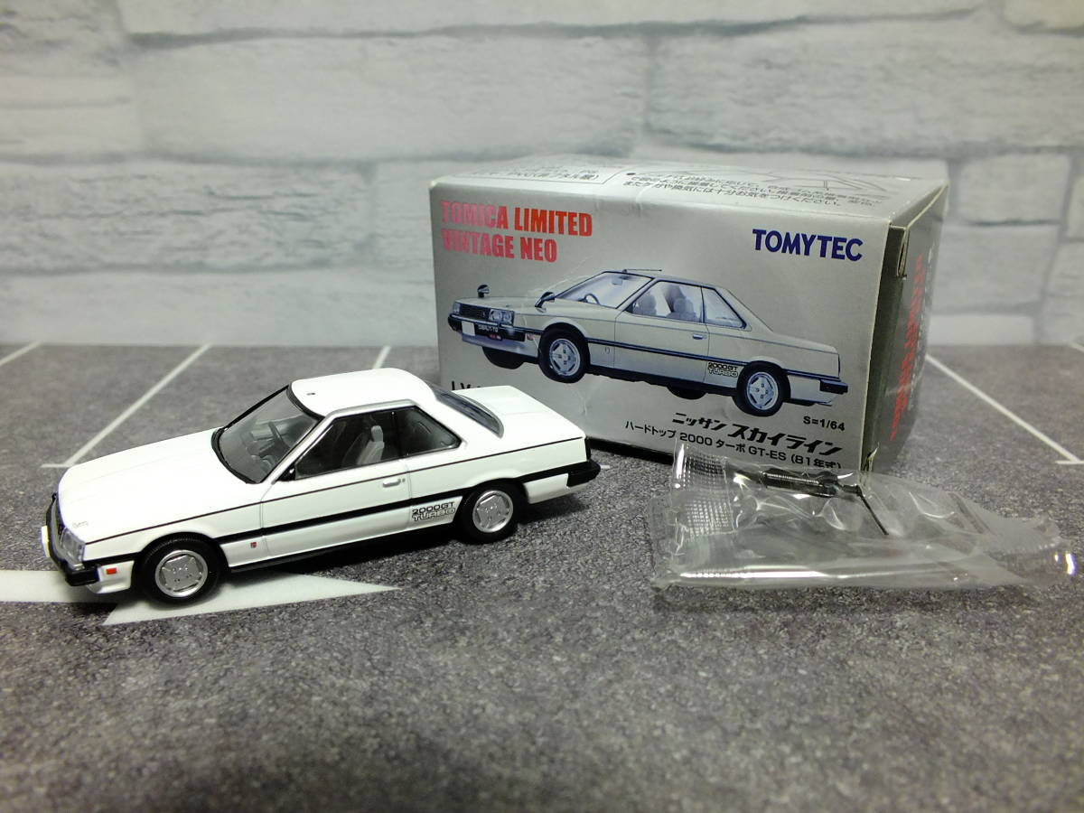 1/64 Tomica Limited Vintage NEO TLV LV-N237a Nissan Skyline hardtop 2000 turbo GT-ES 81 year 