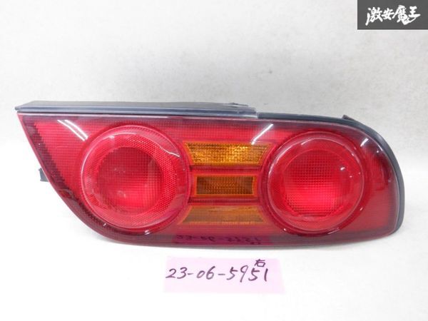 日産純正 RPS13 180SX 後期 テール テールライト テールランプ 右 右側