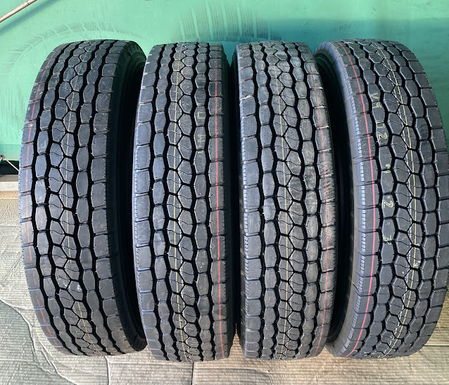 225/90R17.5 127/125L BS ブリヂストン M800ミックスタイヤ 倉庫内保管