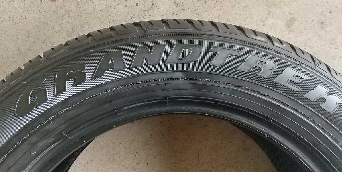 新品 未使用 ダンロップ グラントレック 265/55R19 10分山 1本単品