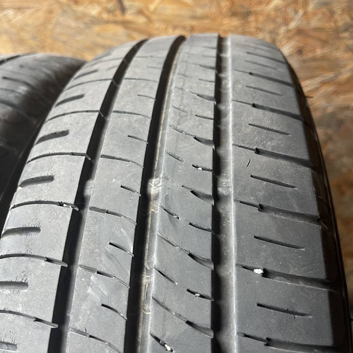 バリ山　DUNLOP ダンロップ　EC204 165/60R15 夏タイヤ　2020年製　2本セット_画像3