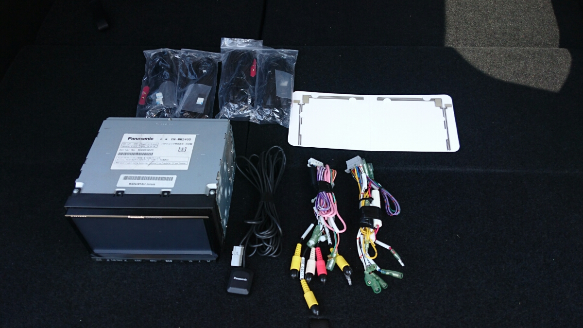 【安心発送】 CN-MW240D ストラーダ Panasonic - カーナビ