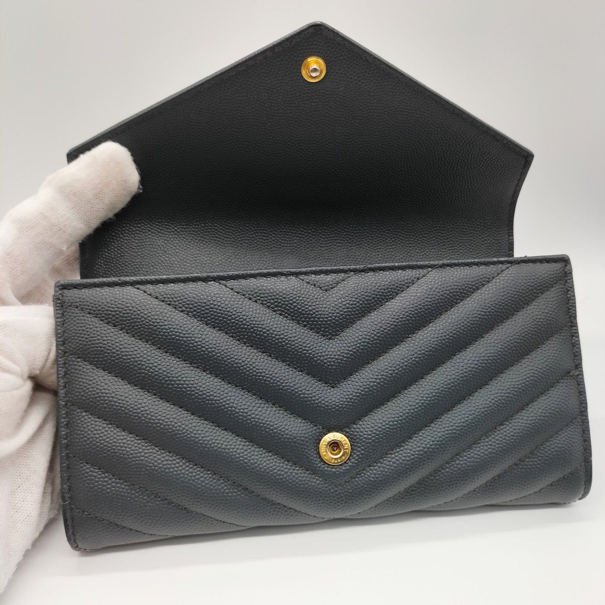 サンローランパリ YSL Vステッチ長財布 グレイ | alfasaac.com