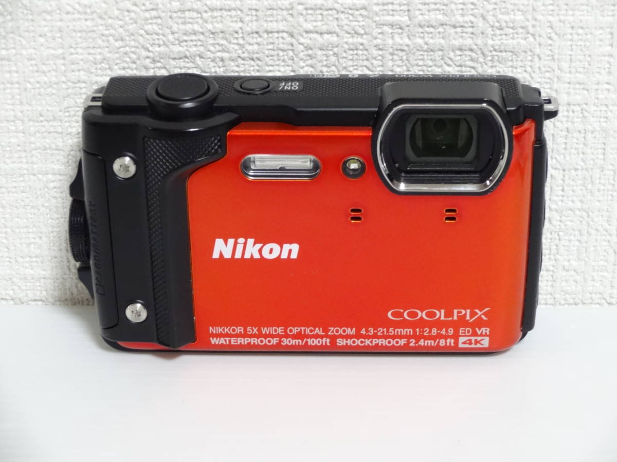 Nikon COOLPIX W オレンジ