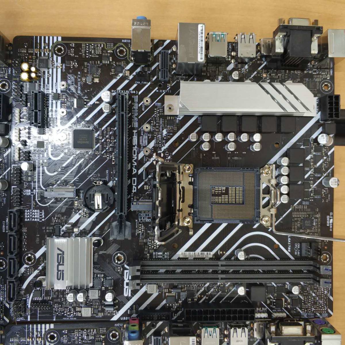 (4個セット)ASUS H610M-A D4/m.2WIFI MATXマザーボード/INTEL第12世代 CPU( LGA1700 )★動作未確認 ジャンク_画像4