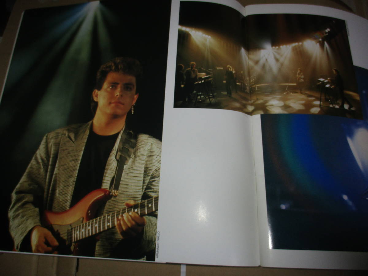 ツアー・パンフレット TOTO　トト　スティーヴ・ルカサー Steve Lukather　ジェフ・ポーカロ Jeff Porcaro 日本公演　JAPAN TOUR 1985年 _画像3