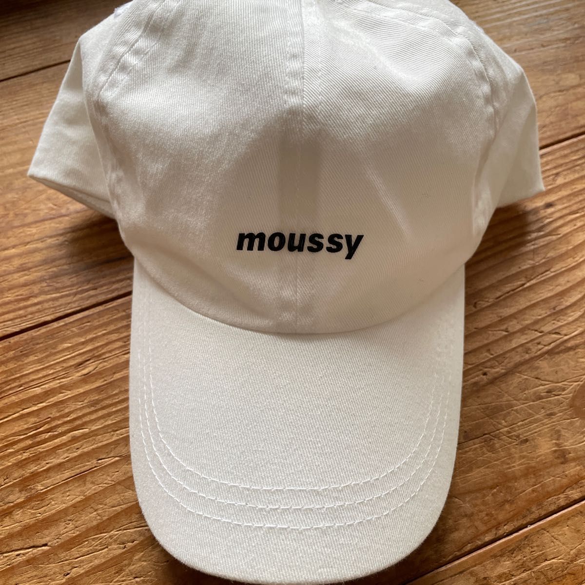 人気ブランド新作豊富 moussy キャップ