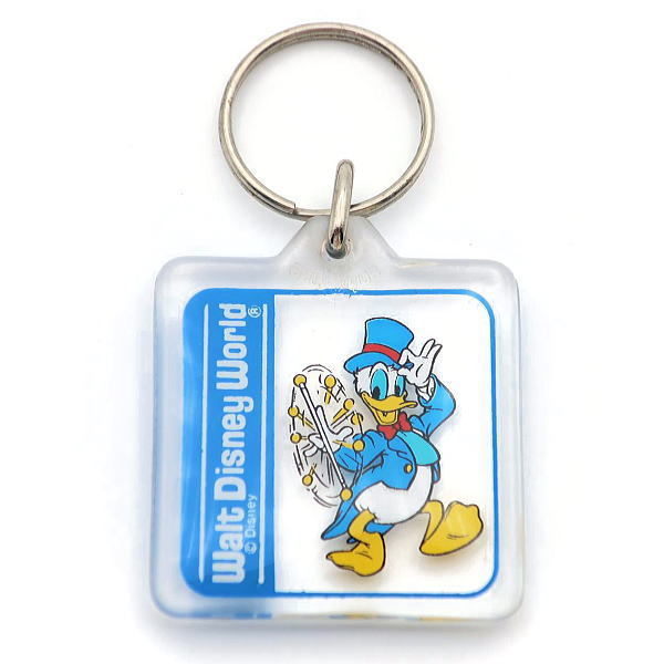 ディズニー ドナルド キーホルダー キーチェーン 四角 WDW(ディズニーワールド) 1980年代 :: Yahoo!Auction|DEJAPAN - Bid and Buy Japan with 0% commission ディズニー ドナルド キーホルダー キーチェーン 四角 WDW(ディズニーワールド) 1980年代 :: Yahoo!Auction|DEJAPAN - Bid and Buy Japan with 0% commission