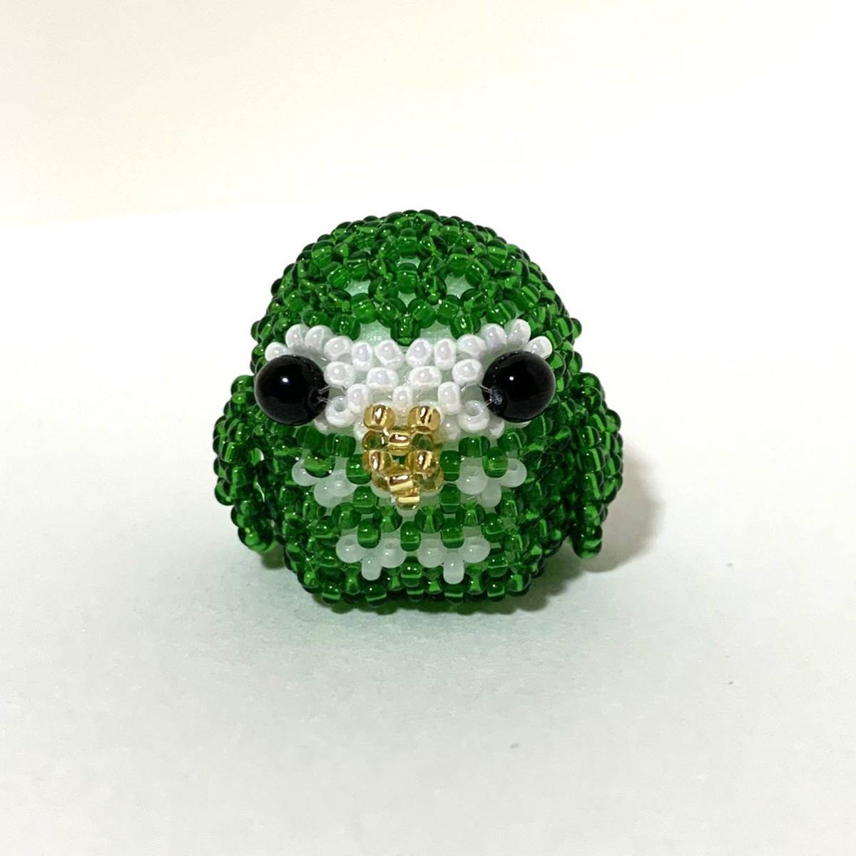 緑フクロウ　ふくろう　ビーズドール　ビーズ細工　Amigurumi handmade beads doll ハンドメイド　編みぐるみ　あみぐるみ_画像1