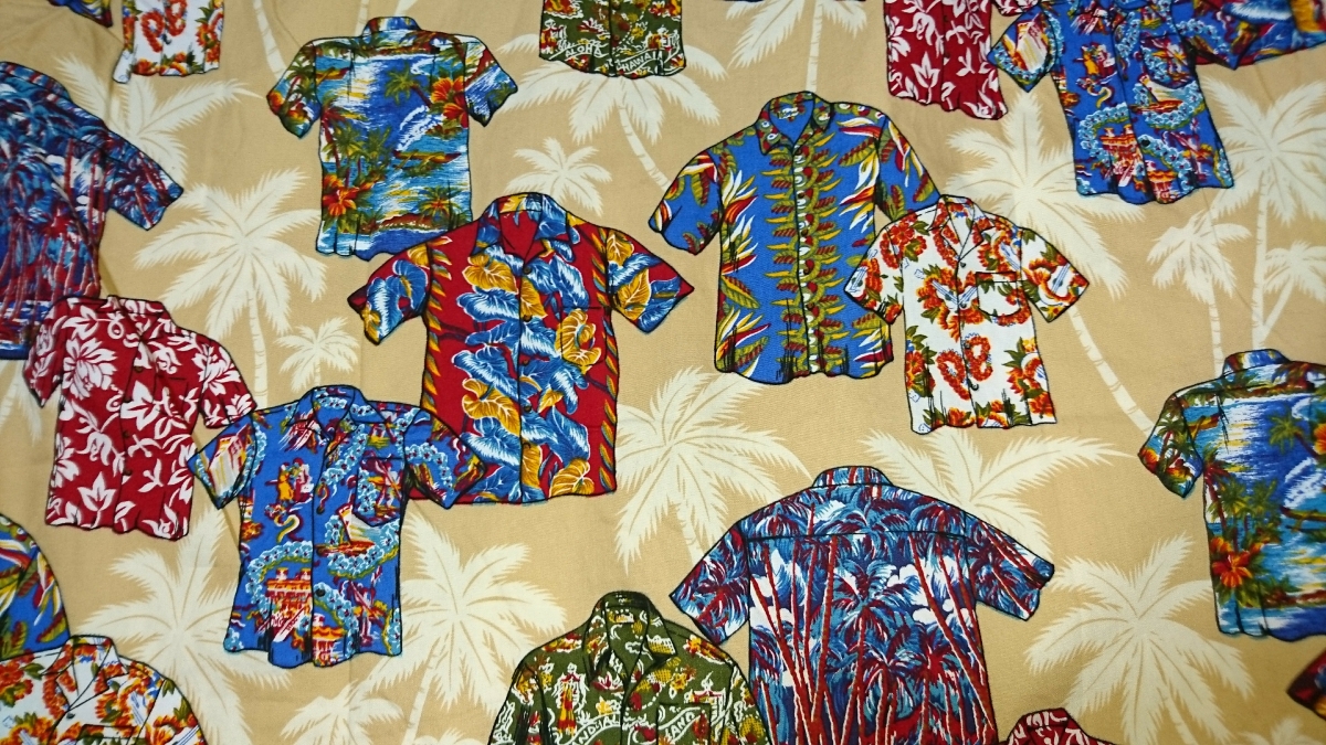 美品 KOLE KOLE コレコレ アロハシャツ ハワイ製 総柄 色々アロハシャツ柄 S _画像3