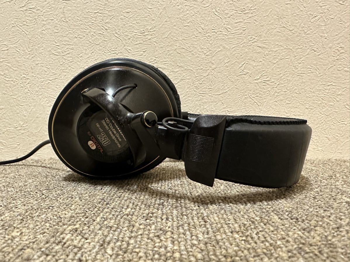 Technics RP-HT250 ヘッドホン テクニクス レア 希少 【動作確認済】 Technics RP-HT250 ヘッドホン テクニクス レア 希少 【動作確認済】