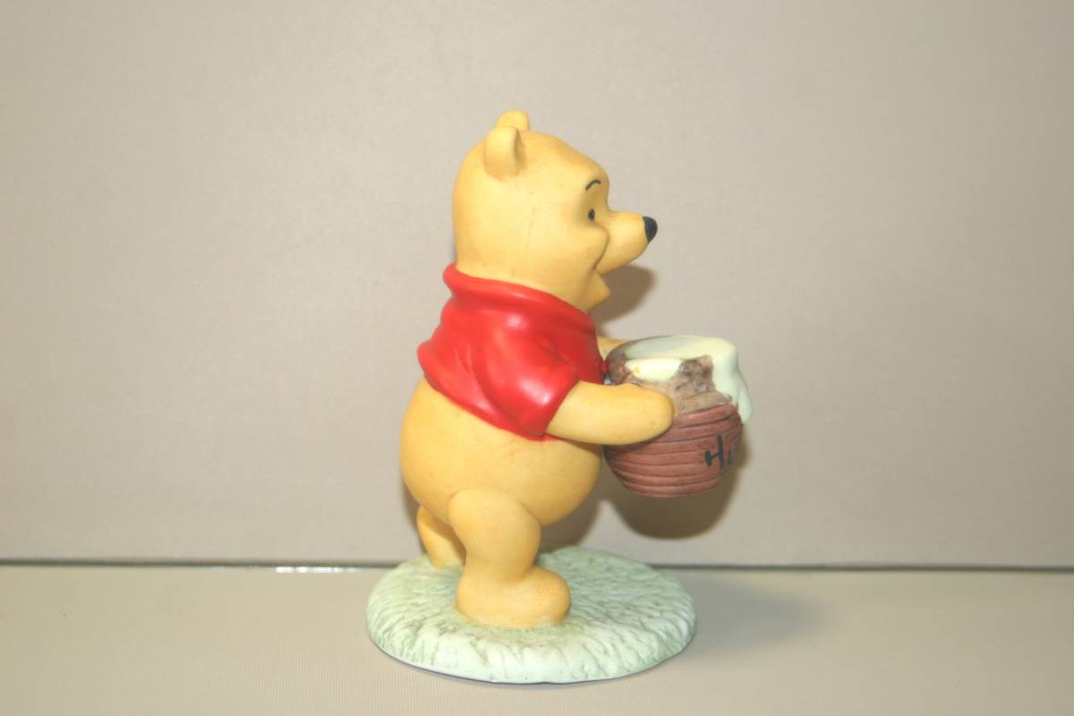 ディズニー はちみつを持った くまのプーさん 陶器製 置物 WINNIE THE POOH Hunny フィギュア Disney サンキョー Sankyo _画像4