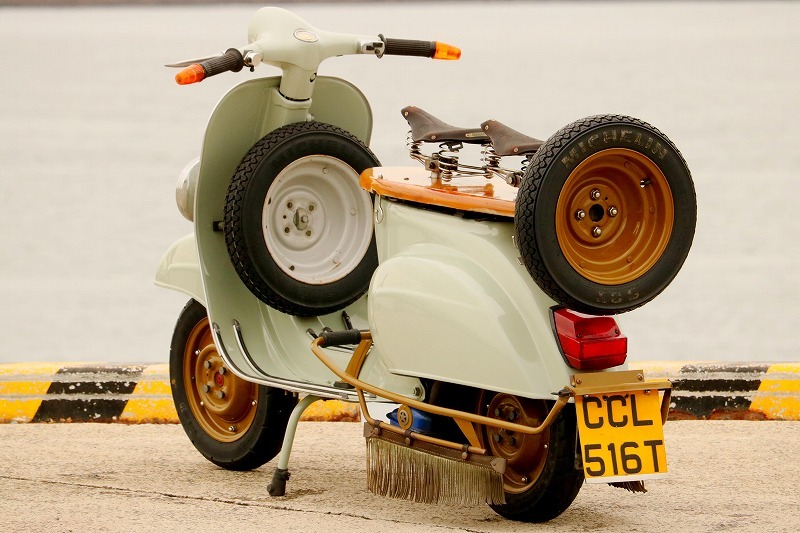 べスパ　VESPA 100Vintage イタリア製　スクーター　ビンテージ　旧車　オールドスクーター　原付　ラビット_画像4