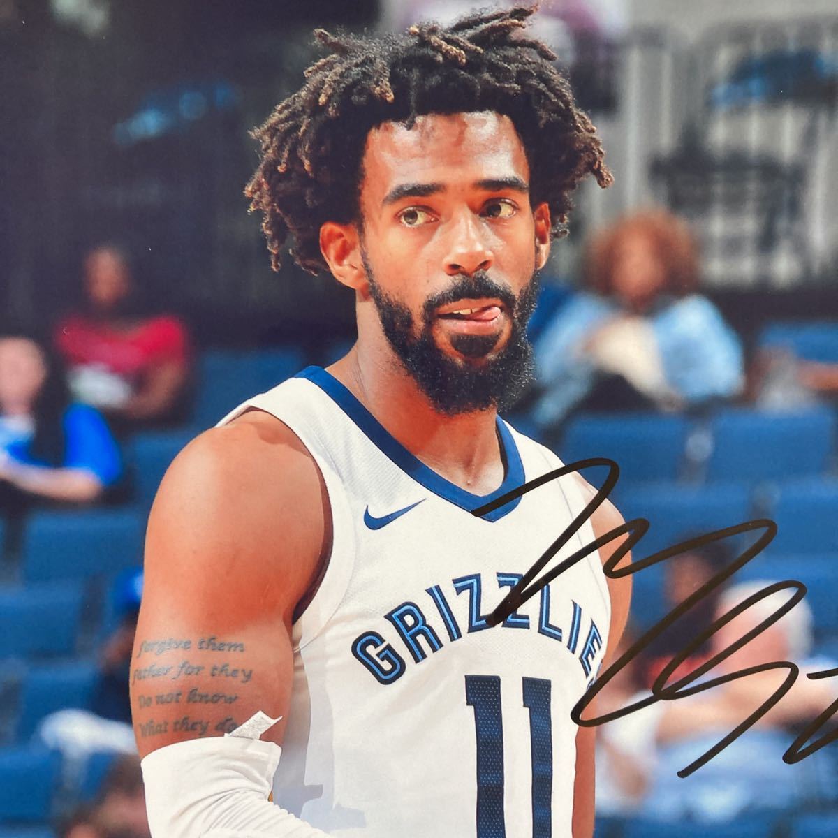  Mike * Conley with autograph super large photograph...Mike Conley...