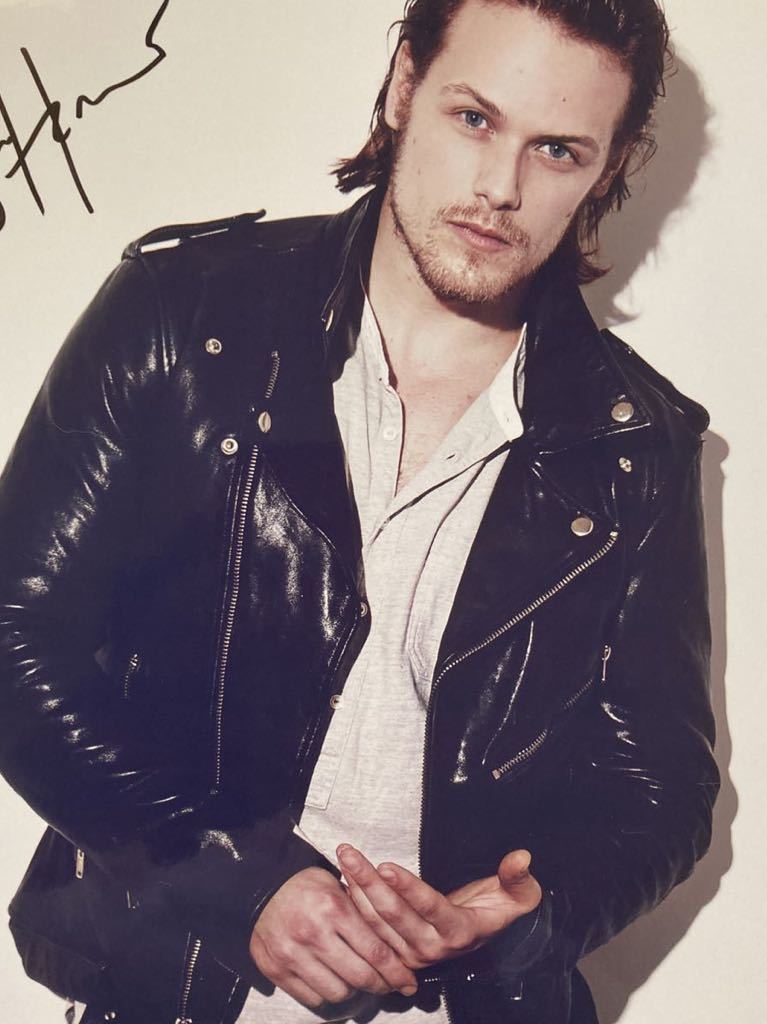 サム・ヒューアン直筆サイン入り大型写真…Sam Heughan…13_画像1