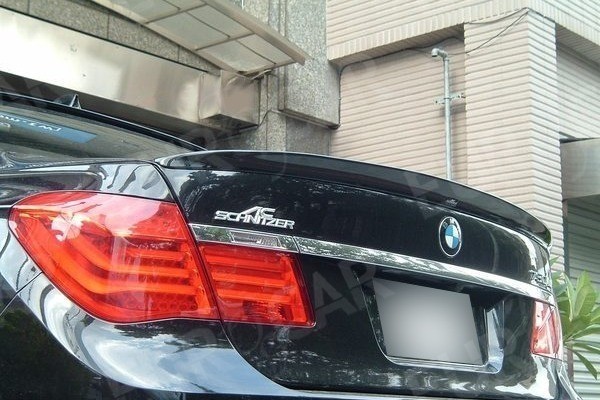 BMW 7シリーズ F01 F02 セダン トランクスポイラー FRP 素地 AC型 TS-51394_画像4