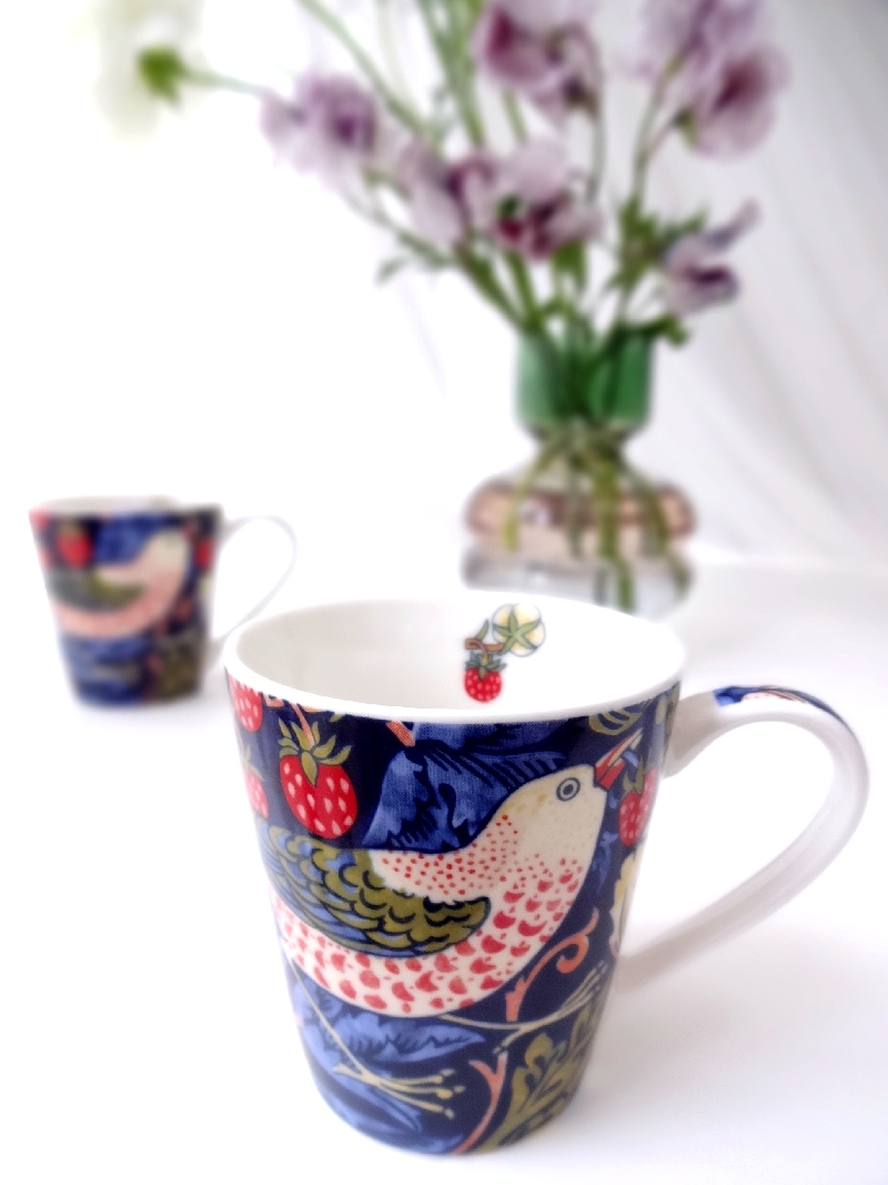 新品 ◆ William Morris ◆ ウィリアムモリス Pimpernel ピンパーネル いちご泥棒 鳥 陶器 マグカップ コーヒーカップ ティー イギリス_画像1