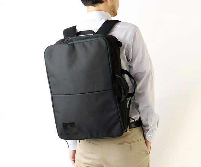 The North Face THE NORTH FACE Shuttle 3 way day pack新文章未使用 原文:ザ ノースフェイス THE NORTH FACE シャトル 3way デイパック 新品　未使用