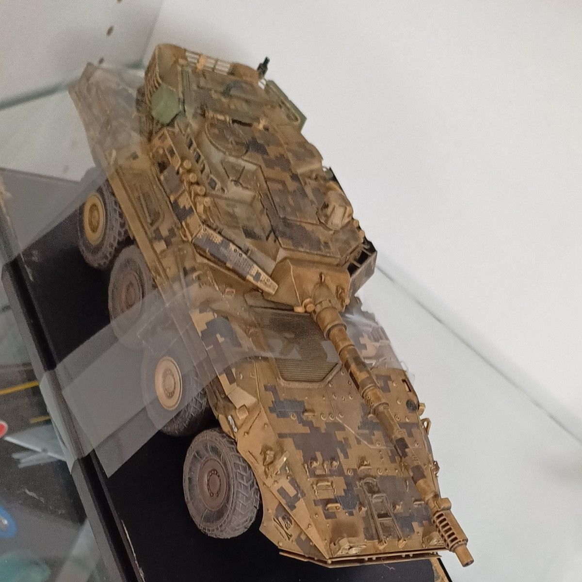 1円~ トランペッター 1/35 スペイン陸軍 VRC-105 チェンタウロ 1円~ トランペッター 1/35 スペイン陸軍 VRC-105 チェンタウロ