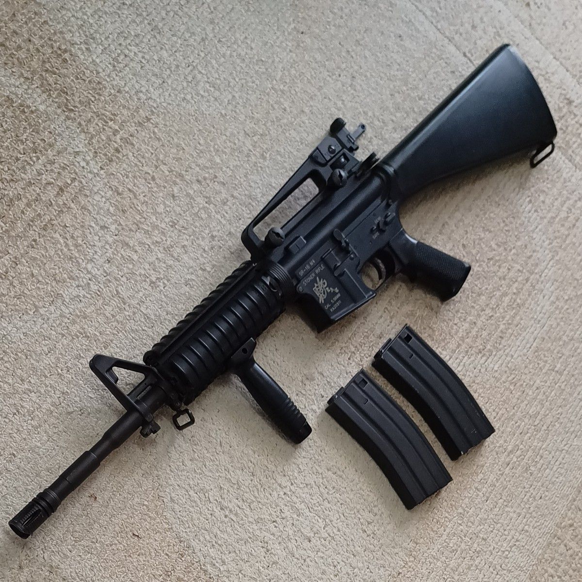 東京マルイ 電動ガン M4 SR-16 内部 外装 カスタム ストナーライフル