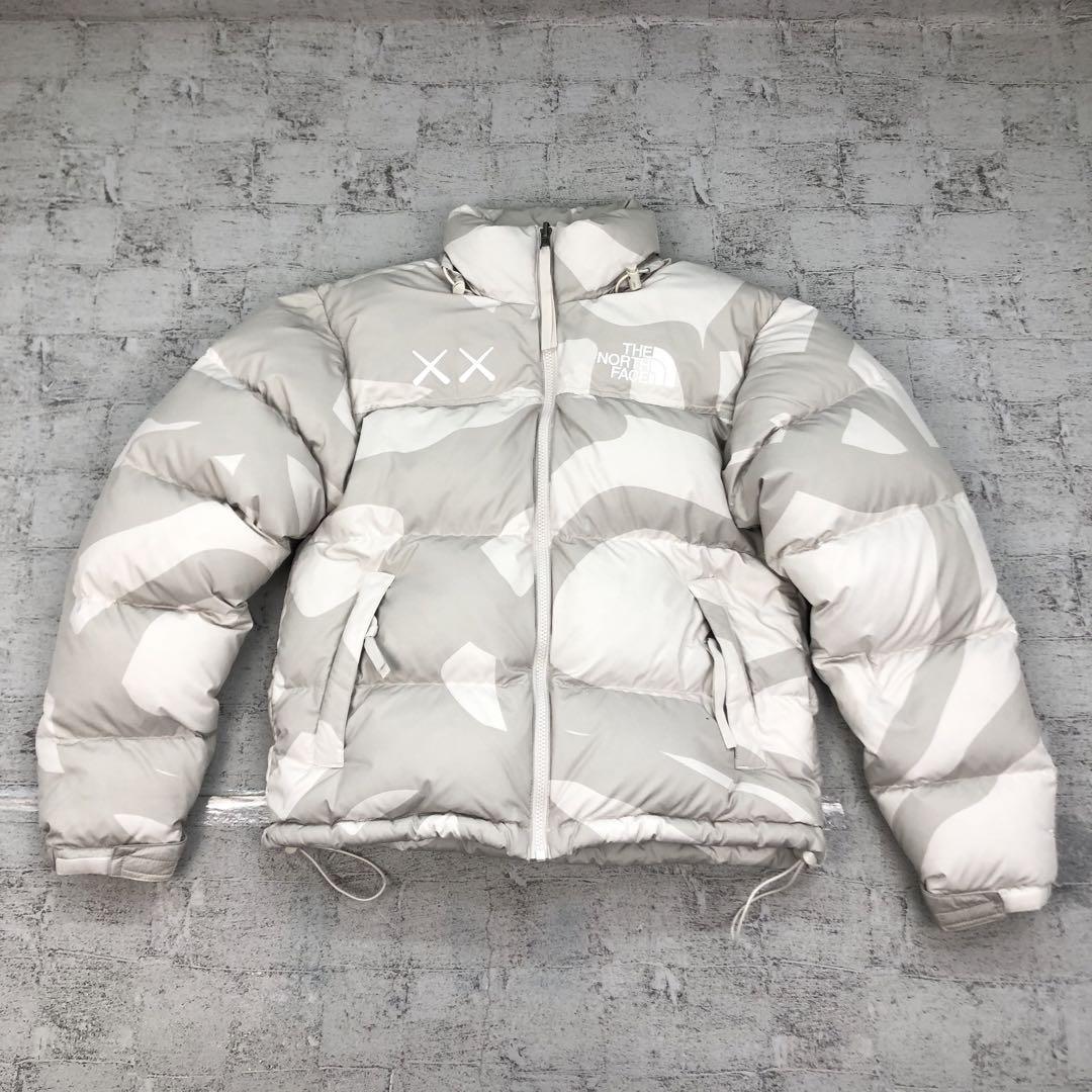 THE NORTH FACE ザノースフェイス ×KAWS 1996 Retro Nuptse THE NORTH FACE ザノースフェイス ×KAWS 1996 Retro Nuptse