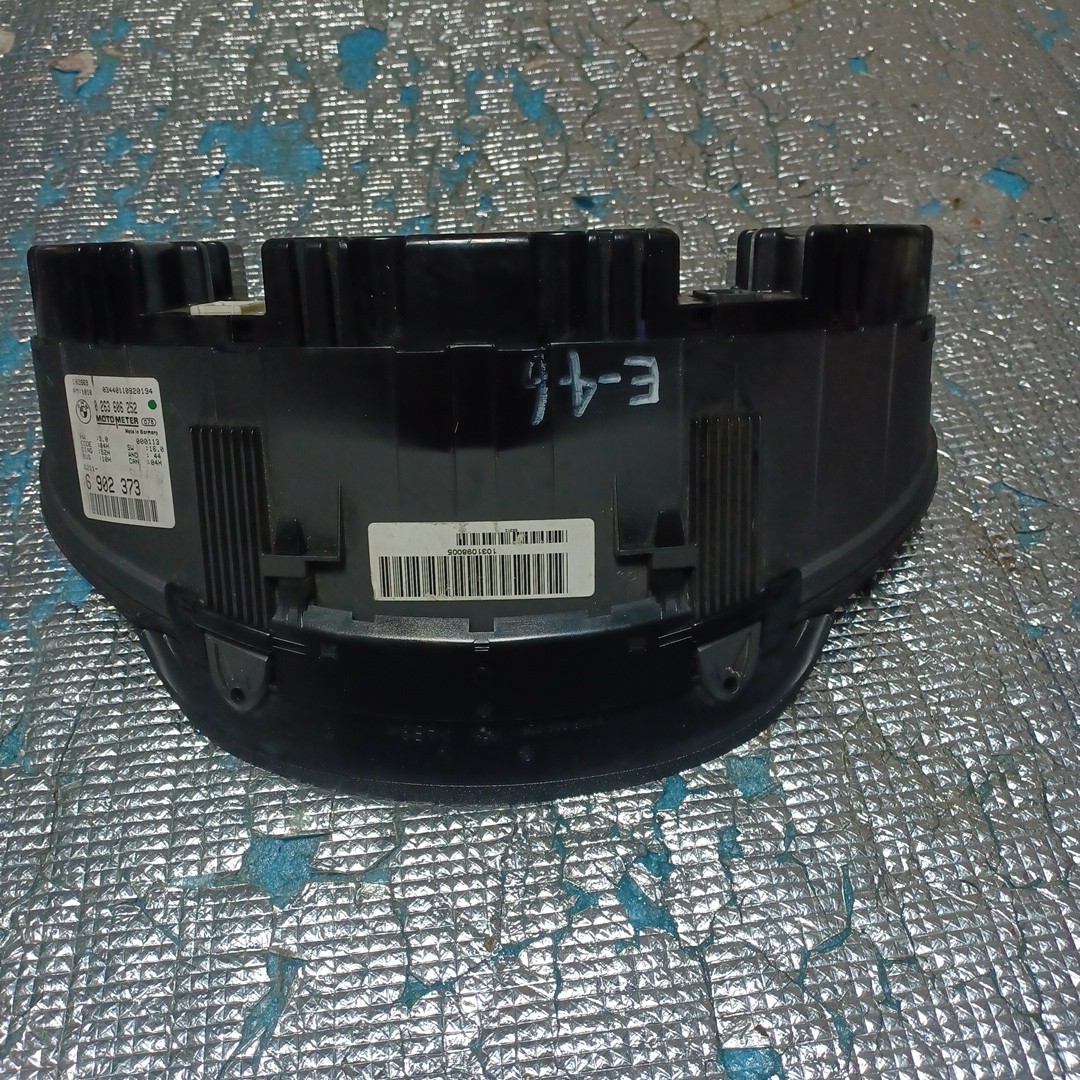 BMW E46 3シリーズ 240km スピードメーター 0 263 606 252(計器、追加