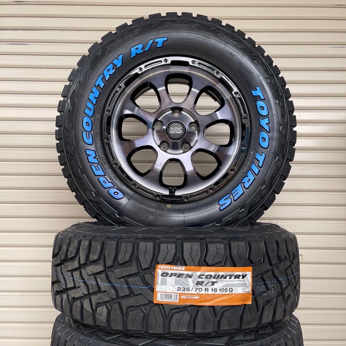 ◇マッドクロス グレイス ◇ デリカ D5 エクストレイル RAV4 CX ◇マッドクロス グレイス ◇ デリカ D5 エクストレイル RAV4 CX