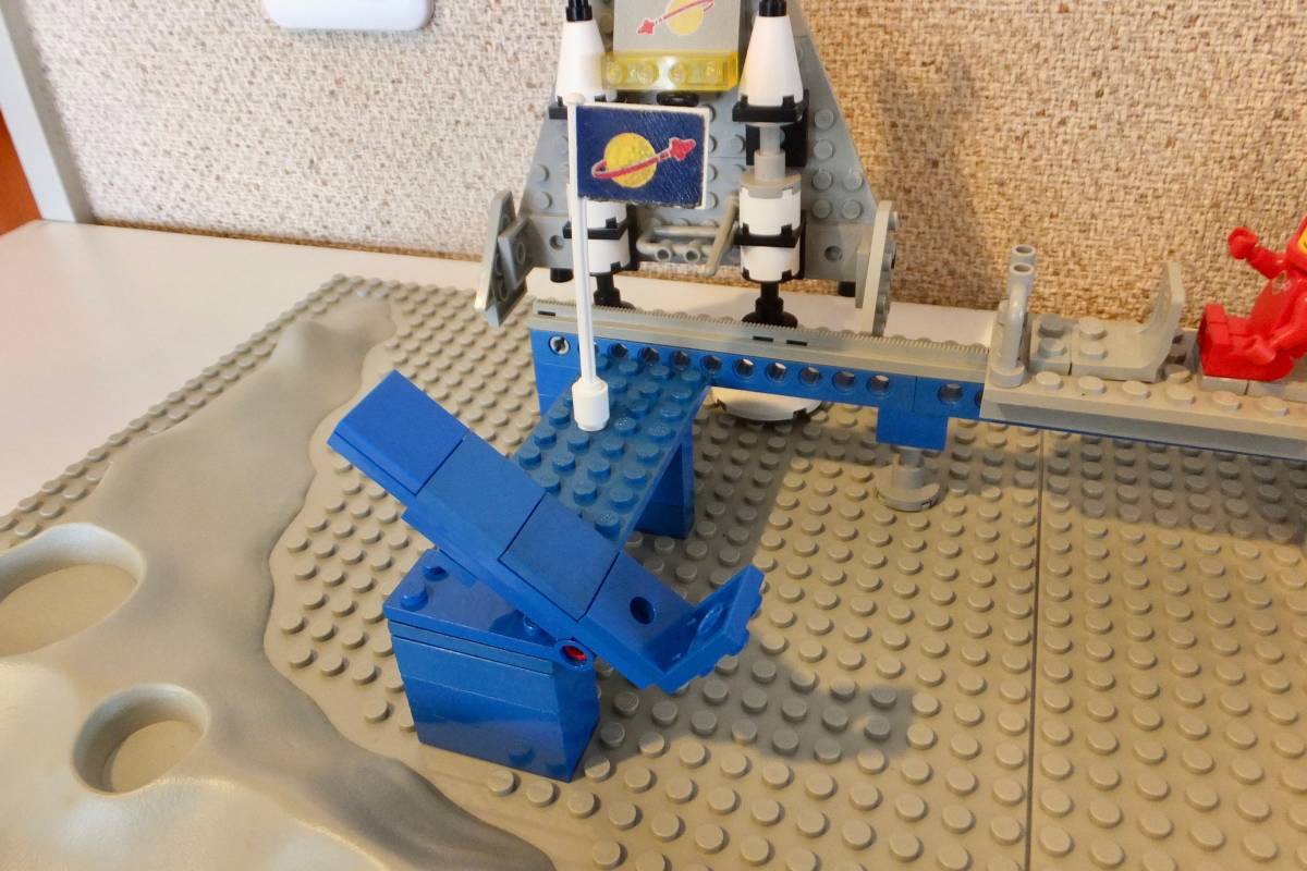 LEGO #6970 宇宙船発射基地　Beta-1 Command Base オールドスペース　オールドレゴ_画像5