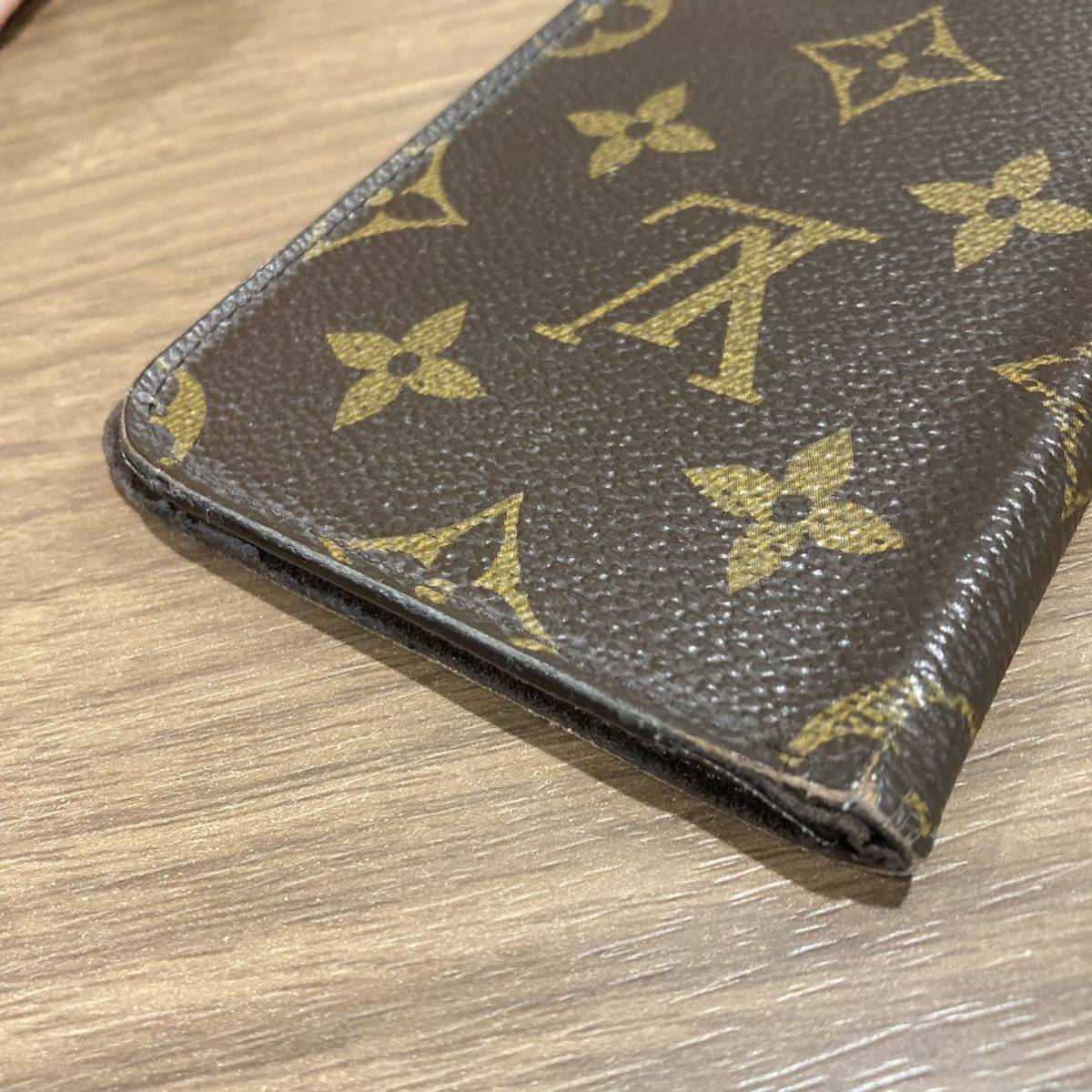 LOUIS VUITTON ルイヴィトン モノグラム フォリオ スマホケース 手帳型