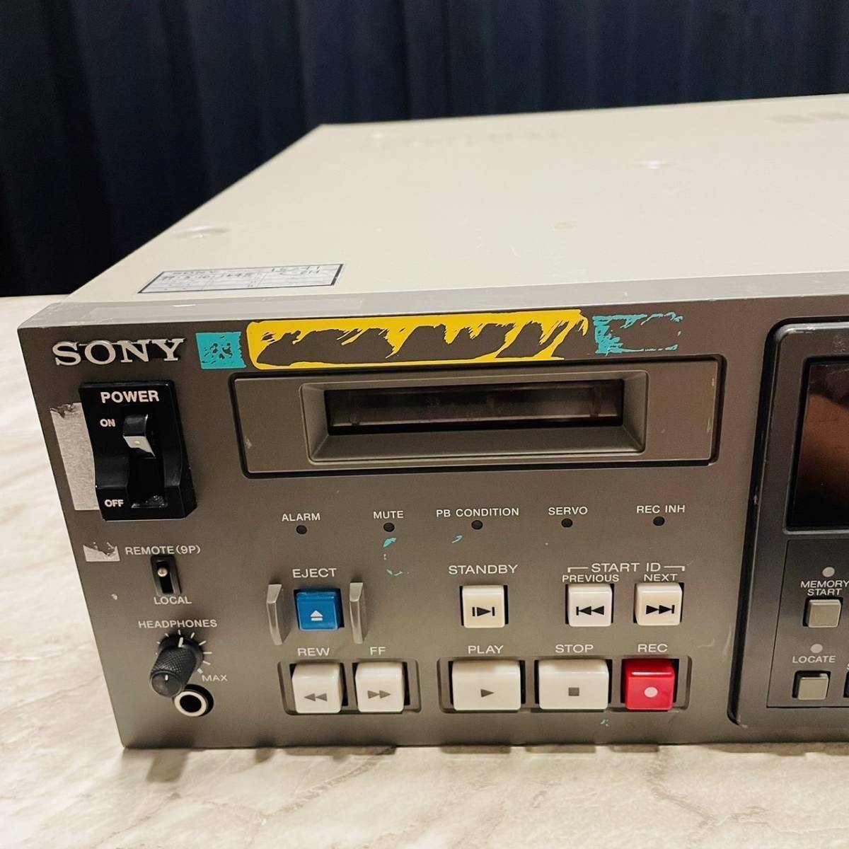 SONY PCM-7050 定価138万円 DAT Recorder 放送用DATレコーダー　通電確認済み 15241_画像5