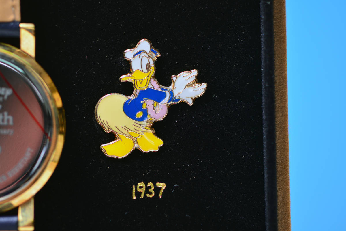 *** не использовался * Disney * Дональд * Duck 67th часы * LE1500