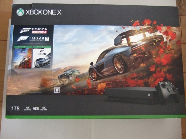 美品Xbox One X 1TB ディスクドライブ搭載 4K出力/HDR/Ultra HD Blu