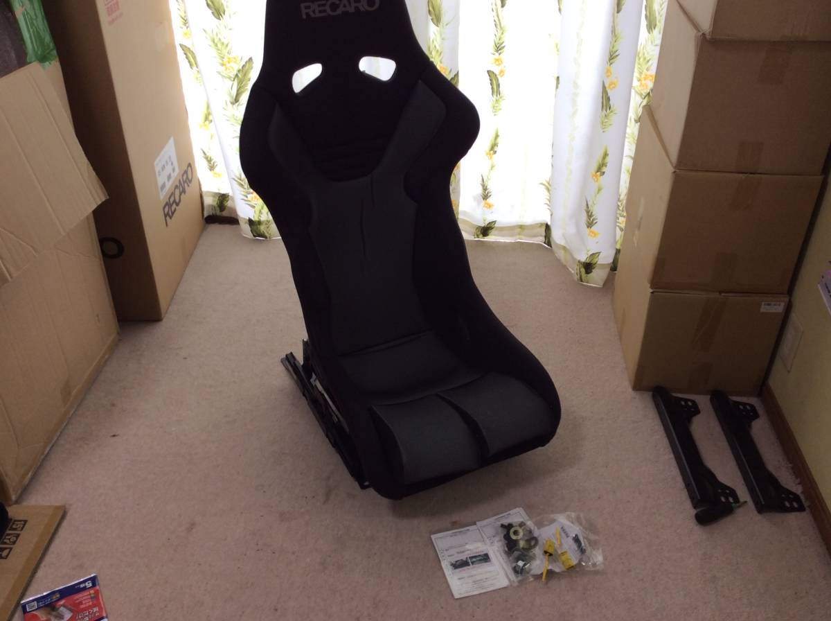 レカロ RECARO RS-G ASM | www.navistar.ind.br